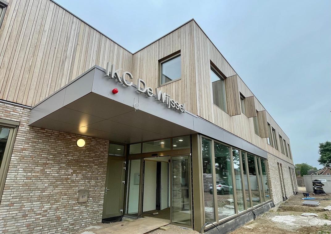 Hoofdingang nieuwbouw IKC De Wijssel