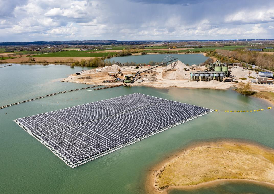 Drijvende zonnepanelen Netterden