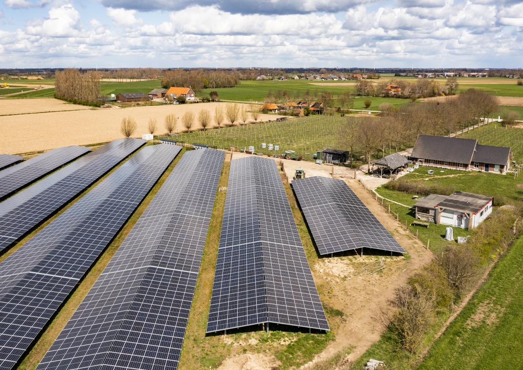 Luchtfoto zonnepark Gendringen