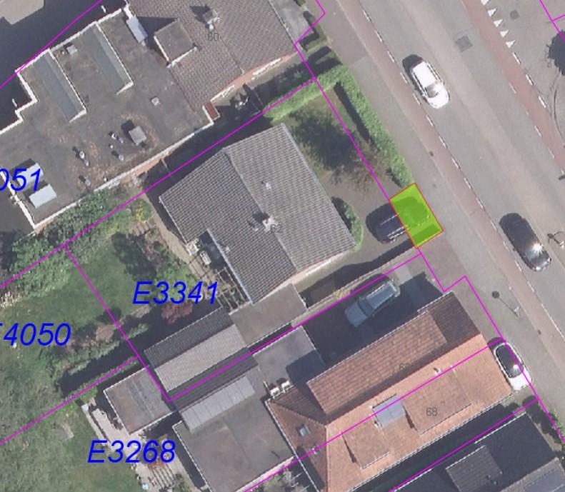 Luchtfoto met kadastrale grenzen. Voorgenomen verkoop snippergroen bij Ulftseweg 62 in Silvolde