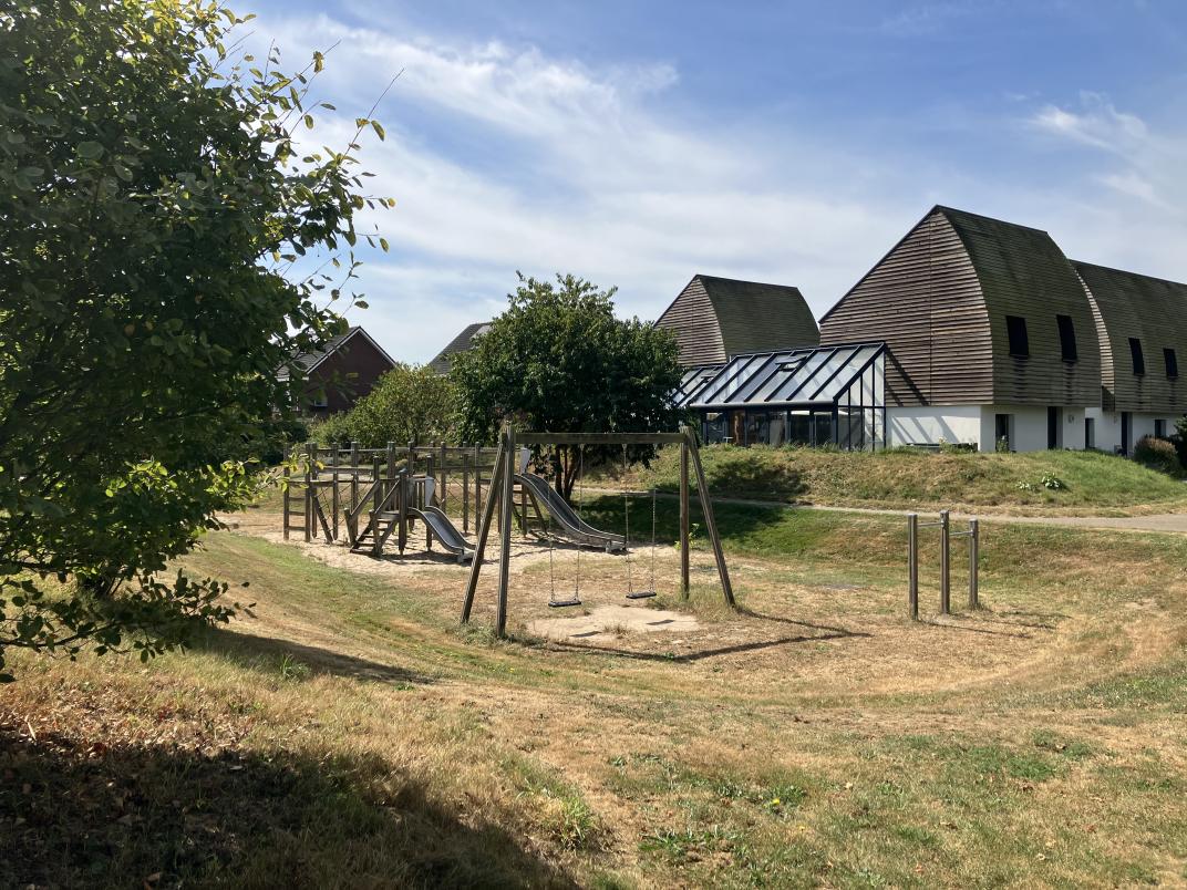 Een wadi in het midden van een speeltuin
